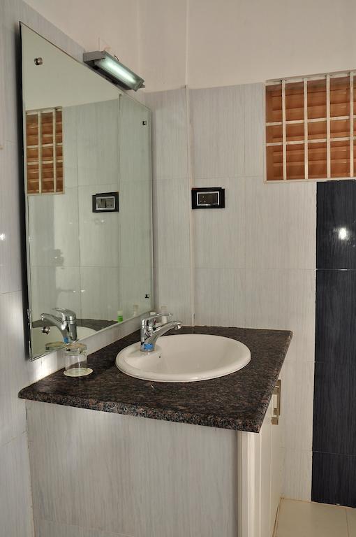 Holiday Hill Hotel & Suites Sultan Bathery Quarto foto
